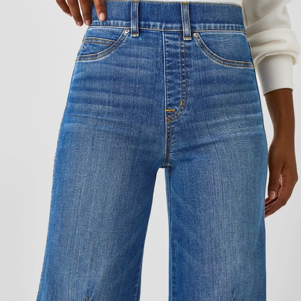 SPANX Seamed Front, Wide Leg Jeans Size Medium NWT - Picture 1 of 4